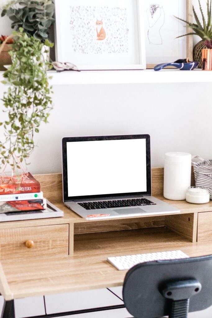 Bureau in je thuiskantoor