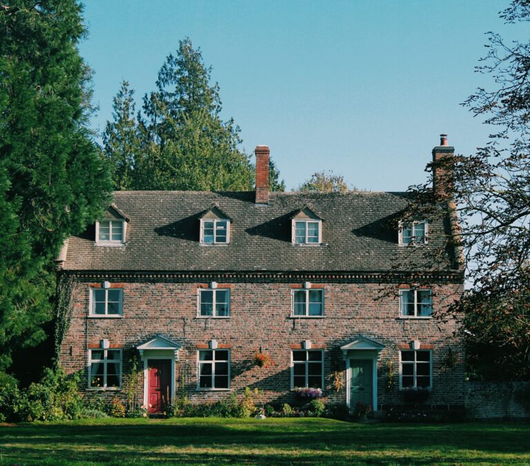 Groot huis met kangoeroewoning
