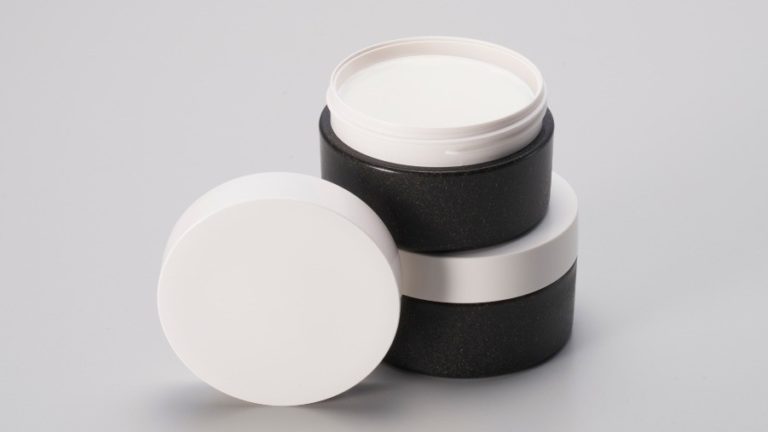 Biobased & compostable alternative to Bakelite packaging solutions! PCR variant available!