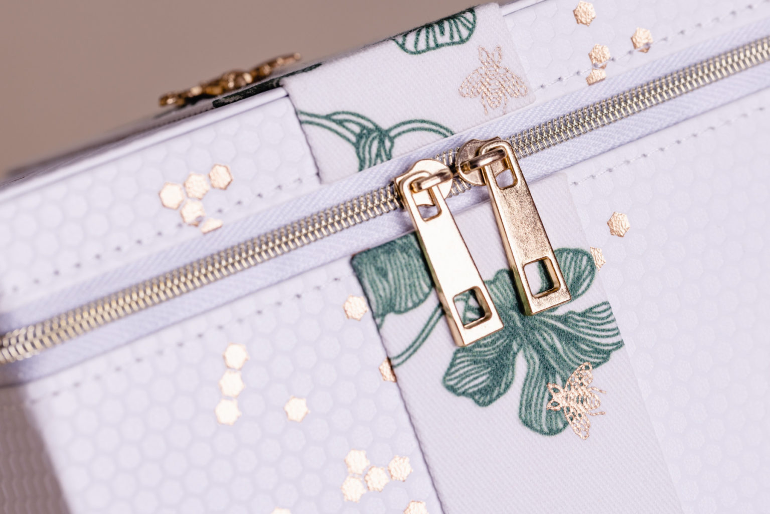 Hunter Luxury Close Zip