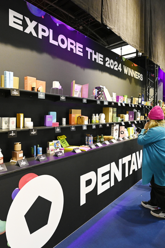 Pentawards festival 533x800