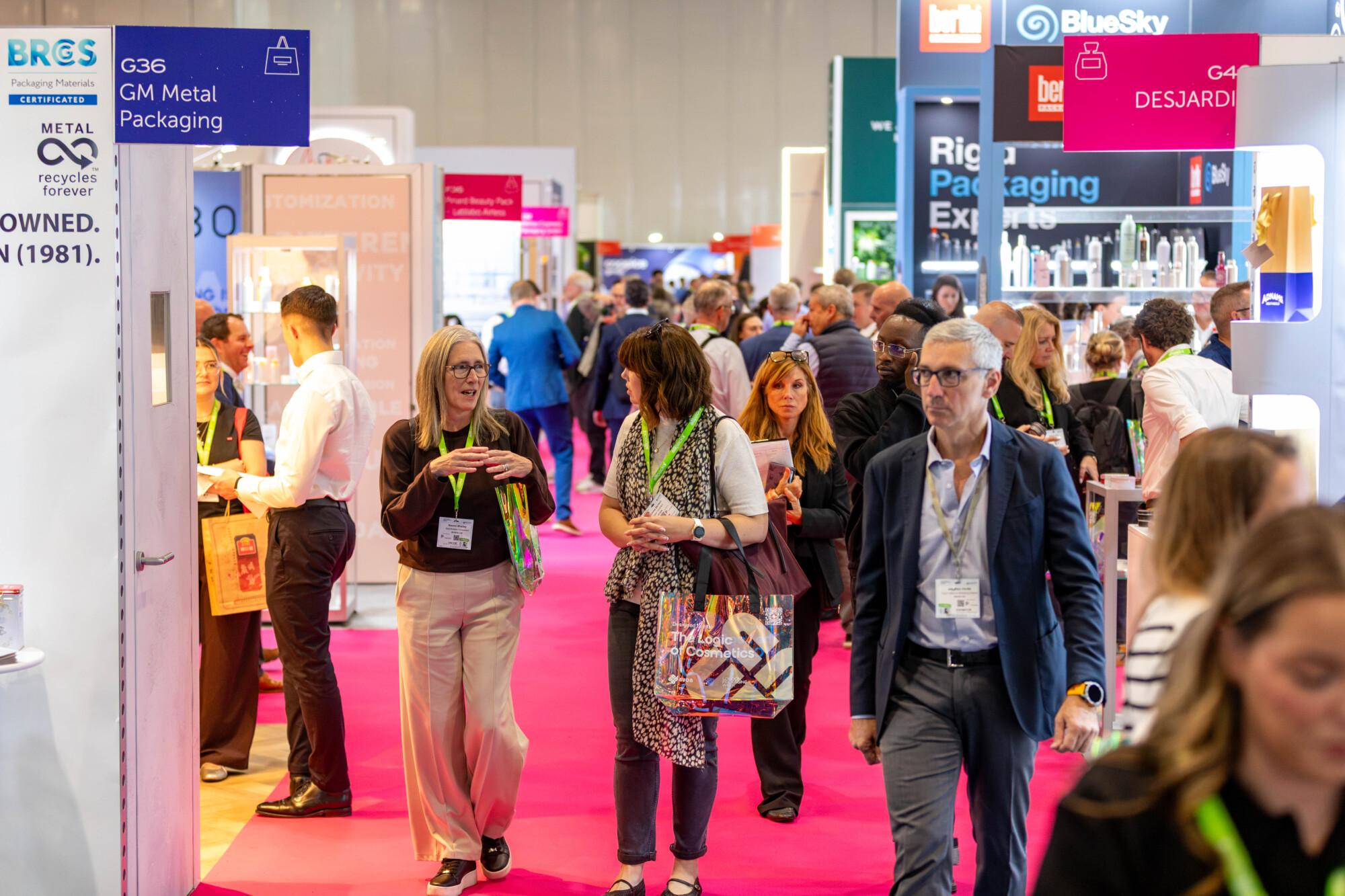 Busy aisles at London Packaging Week