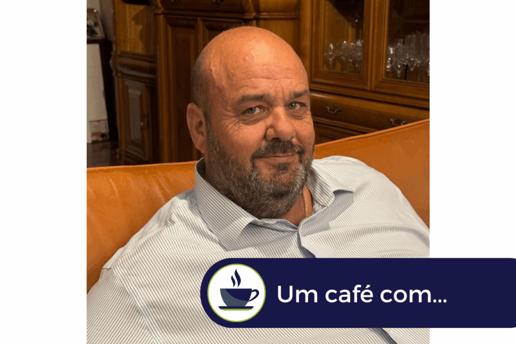 Um café com... Francisco Donoso