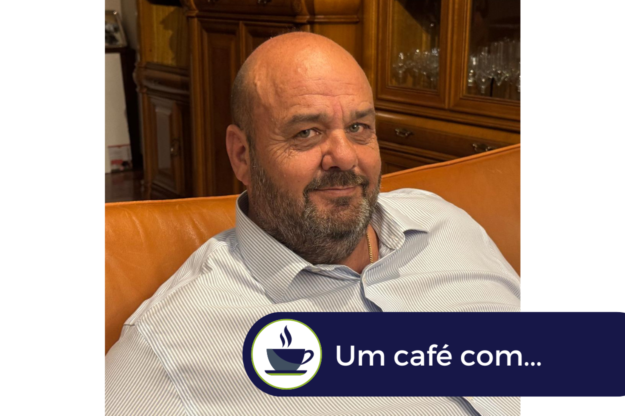 Um café com... Francisco Donoso