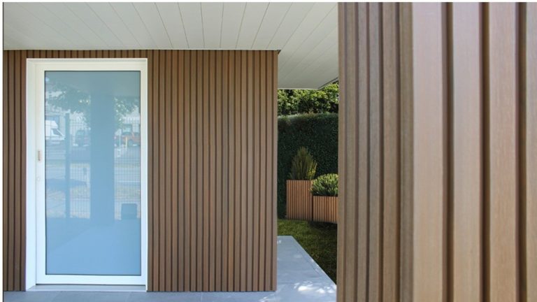 Des constructions de jardin durables avec l’aspect naturel luxueux du bois, mais sans entretien !