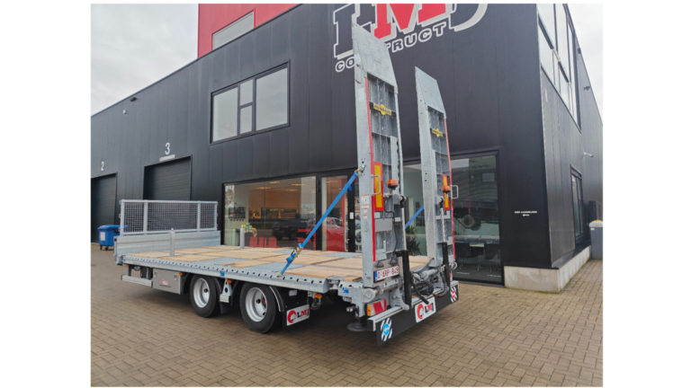 Unieke Humbaur aanhangwagen bij LMJ construct. “Voorbereid op alles” Voor de vakman & de transporteur, stelt LMJ de “MULTI LOAD’ Humbaur HBT 19 aanhangwagen in de kijker.