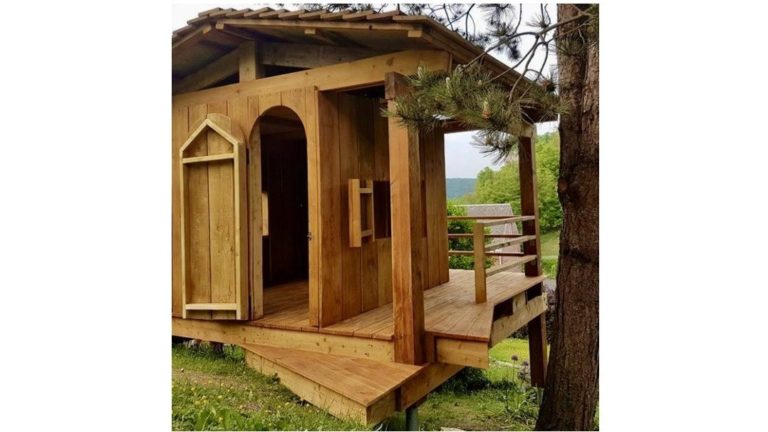 Tiny house