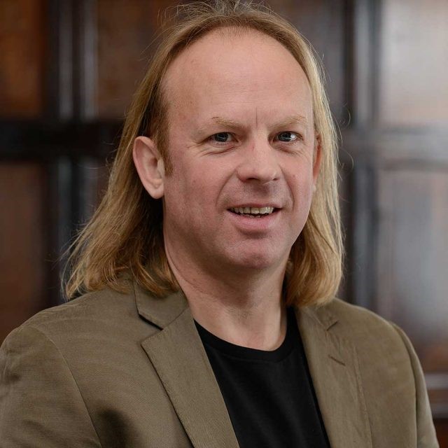 Mark Elton