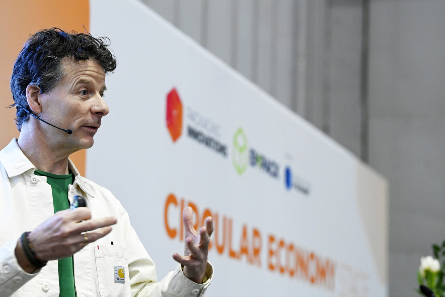 Circular Economy Stage Packaging Innovations & Empack