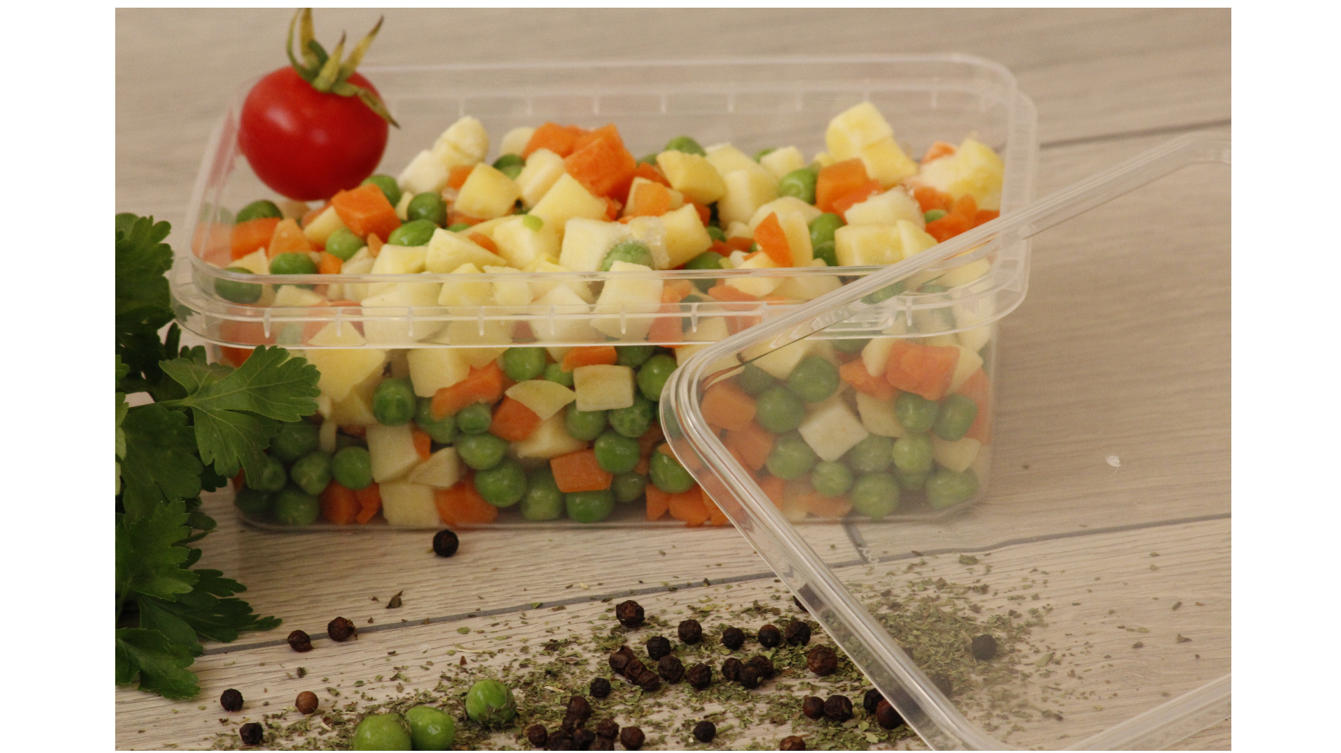 Plastic Food Containers and Buckets “Tamper evident & Leakproof