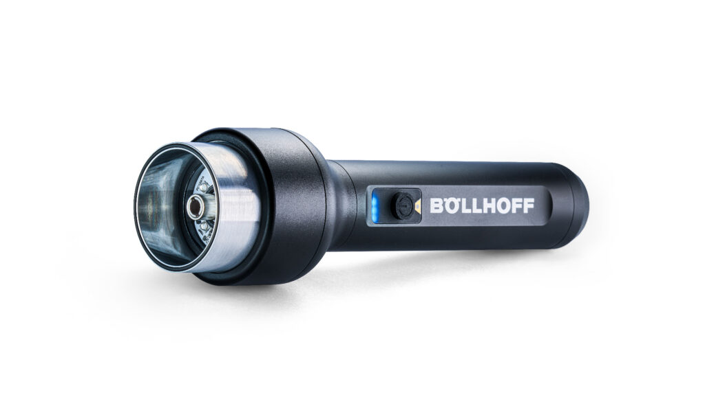 Böllhoff lanza la nueva lámpara de curado LED UV para elementos de fijación ONSERT®