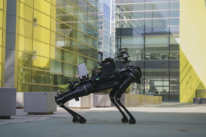 R-Bot Reliability Bots. Cooperaci&oacute;n humano-robot para la eficiencia operativa en la industria.
