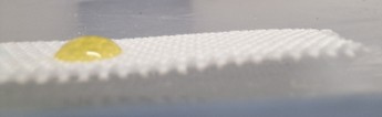Recubrimientos acr&iacute;licos biobasados base agua con repelencia al agua y aceite en ausencia de PFAS