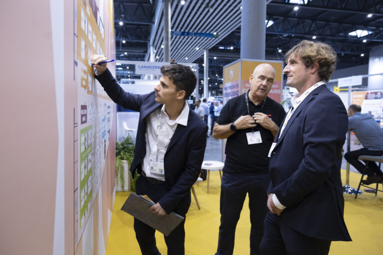 exhibitorloungeamb25