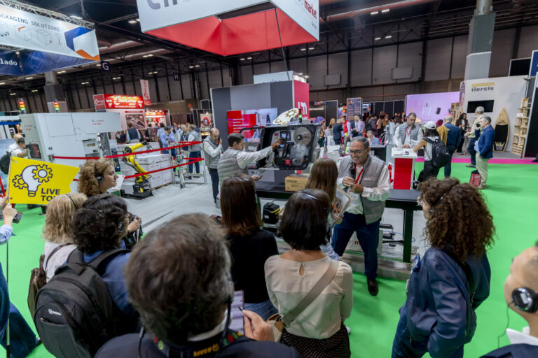 LIVE TOURS L&A MADRID 2025