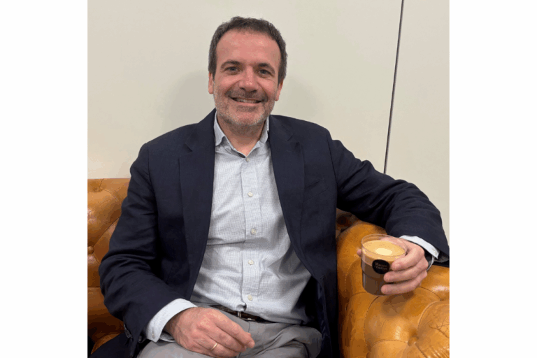 CAFÉ CON + LEER NOTICIA L&A (3)