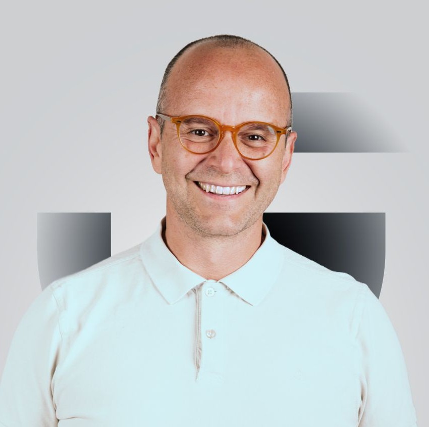 andreas lucco 850x850