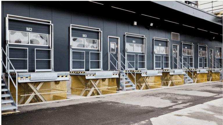 PLATE-FORMES ÉLÉVATRICES ET PLATE-FORMES DE LEVAGE