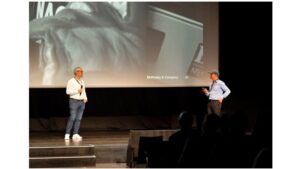 P8S on stage at ProGlove Event in Munich