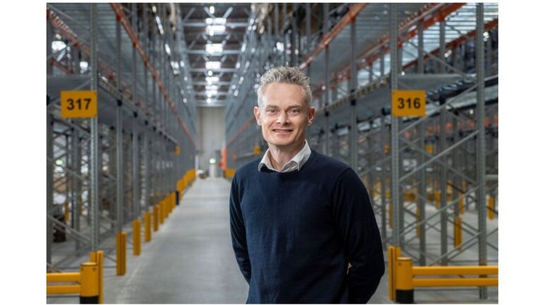 Palettenregale P90, das Palettenregalsystem f&uuml;r maximale Lagerkapazit&auml;ten. Flexibel anpassbar, in H&ouml;hen bis zu 30 Metern und in variablen Breiten und Tiefen lieferbar. Hocheffiziente, flexible L&ouml;sungen f&uuml;r jeden Bedarfsfall.