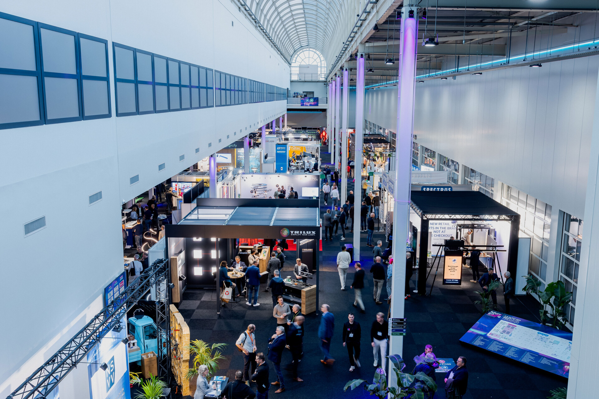 20251119_FutureLighting-JoniIsraeli-146-3E4A3859